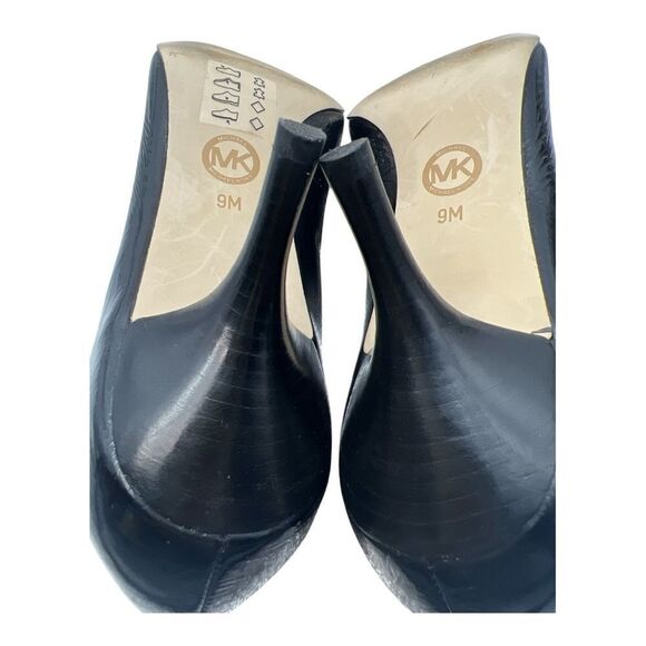 Michael Kors black rounded toe heels size 9 - Picture 7 of 7